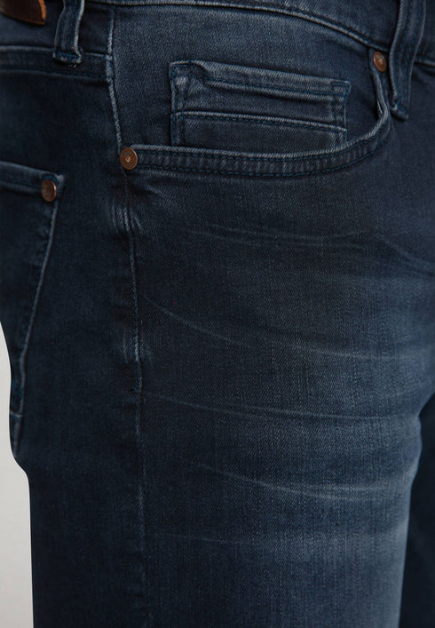 Mustang Men's Vegas Medium Rise Slim Leg Jeans 1008948 883